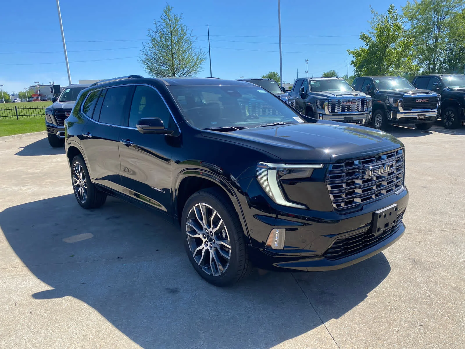 New 2026 Ebony Twilight Metallic GMC Denali Ultimate image 4