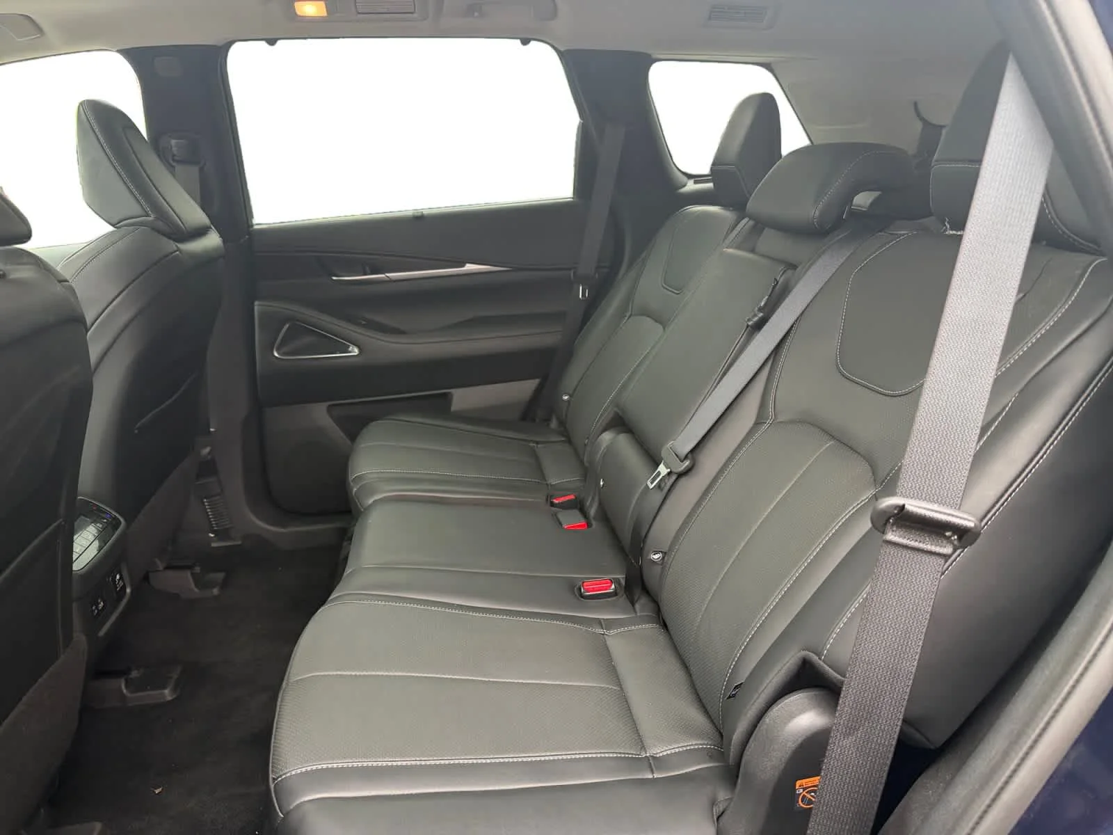 Used 2022 Grand Blue INFINITI SENSORY image 16