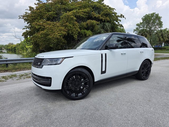 2026 Land Rover Range Rover SE
