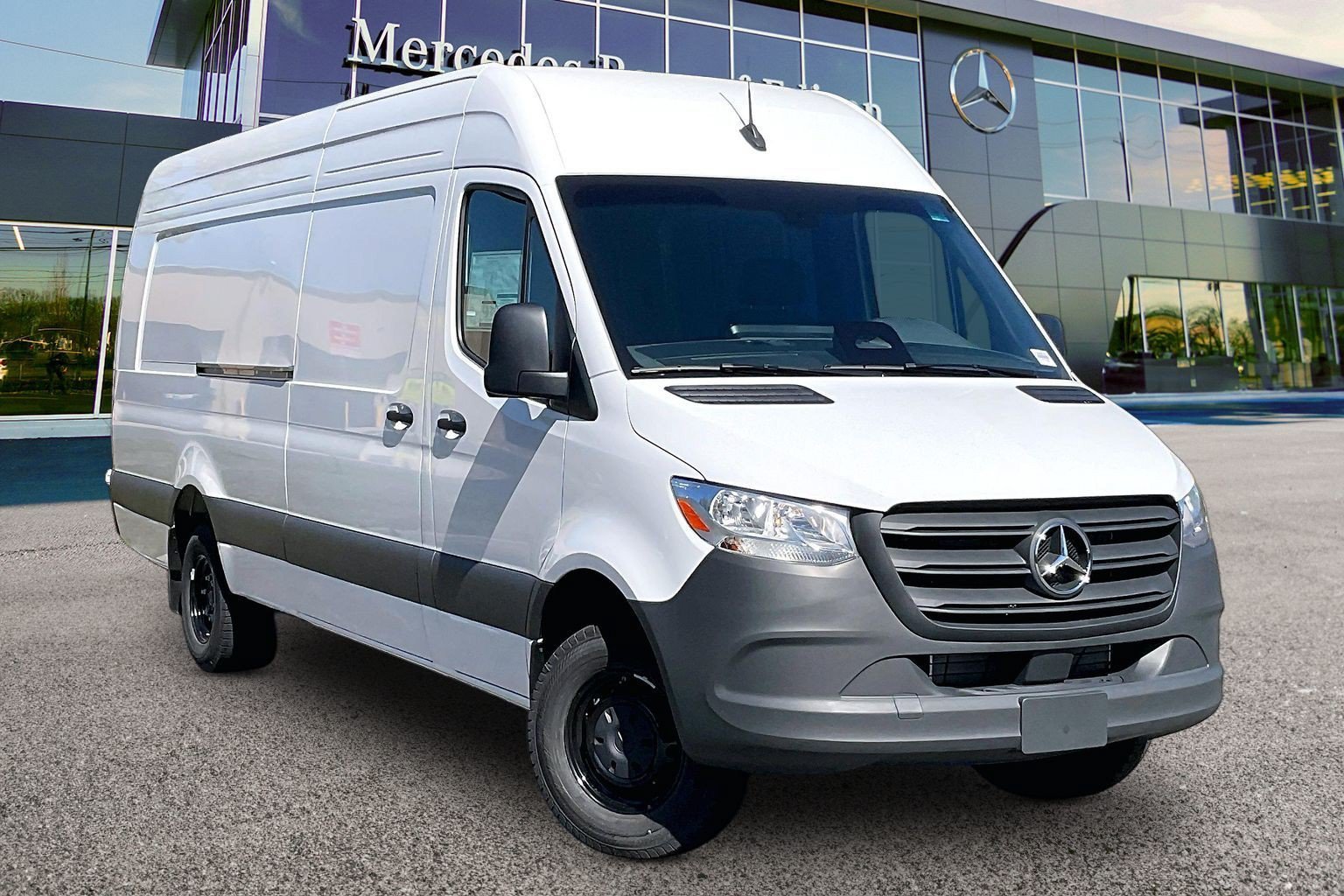 New 2026 Arctic White Mercedes-Benz Cargo 170 WB image 13