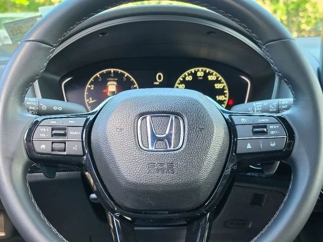 Certified Used 2025 Platinum White Pearl Honda Sport image 28