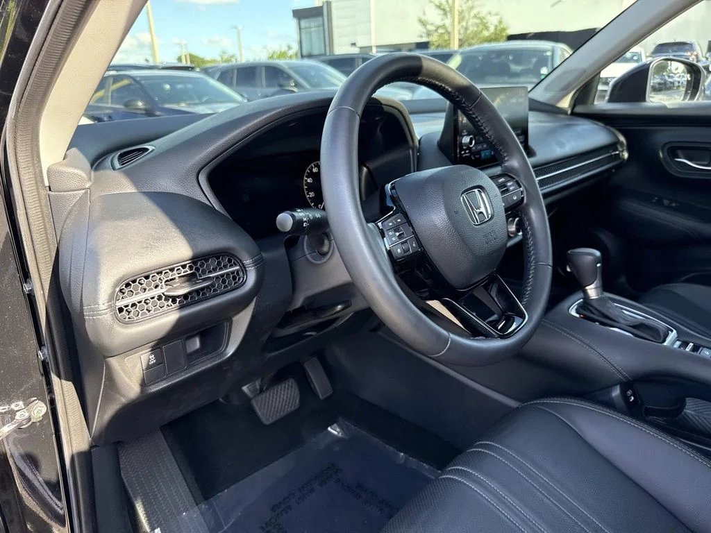 Used 2025  Honda EX-L image 22