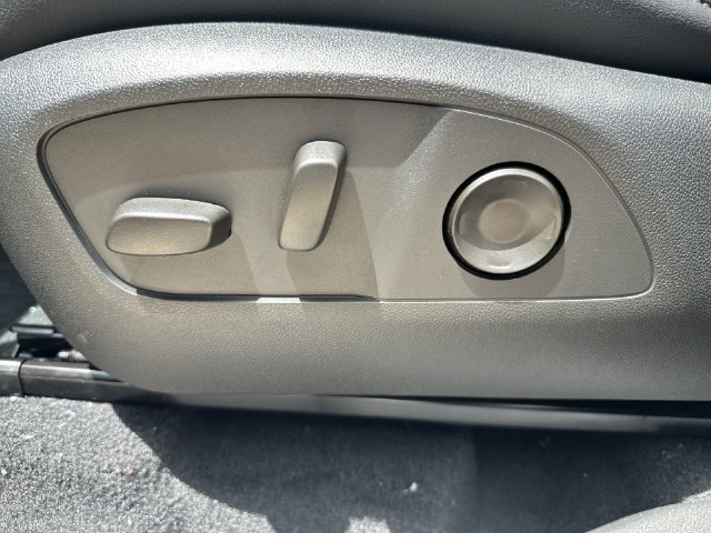 2026 Buick Enclave Preferred - Photo 23