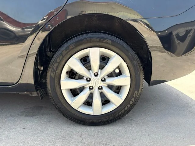 Used 2015 Black Toyota LE image 9