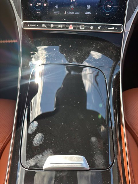 New 2027 MANUFAKTUR Moonlight White Metallic Mercedes-Benz GLC 350 image 70