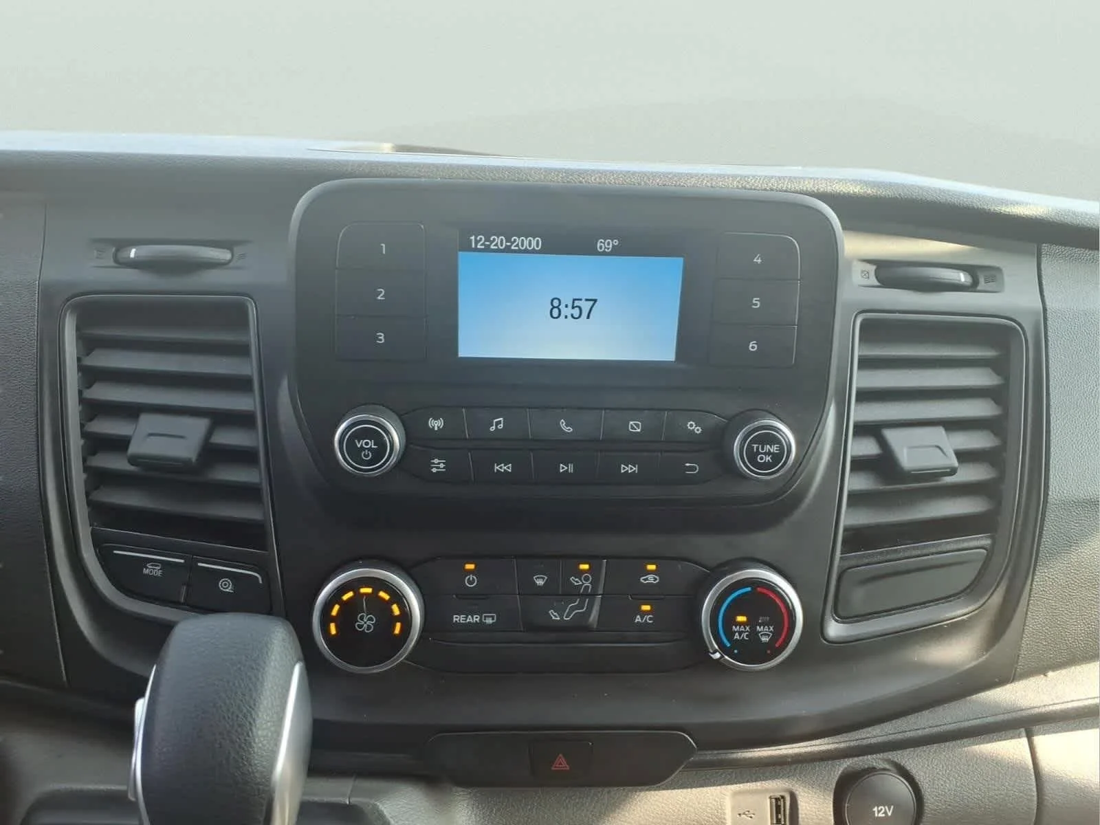 Used 2025 Oxford White Ford  image 26