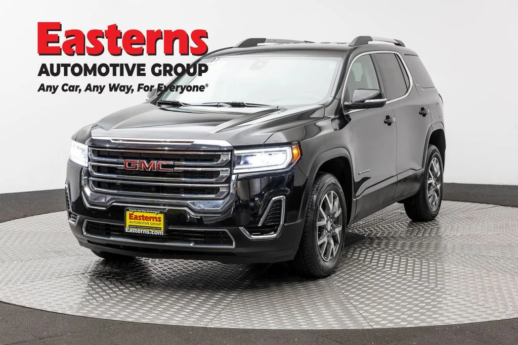 Used 2023 Black GMC SLE image 1