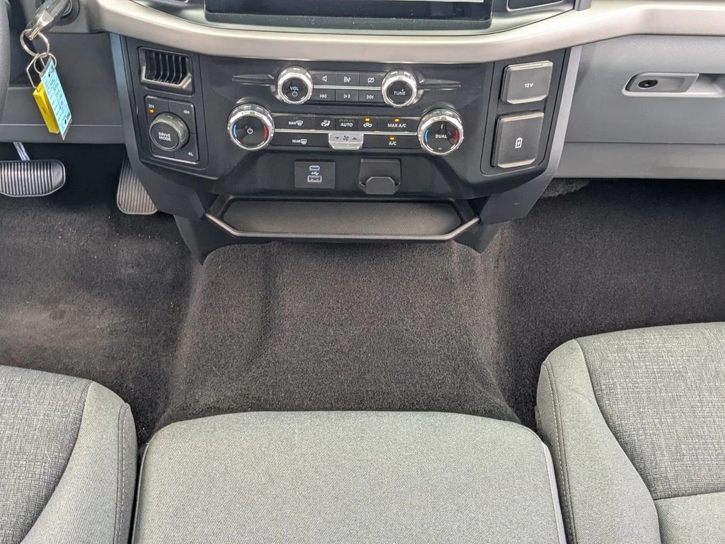Used 2024 Gray Ford XLT image 20