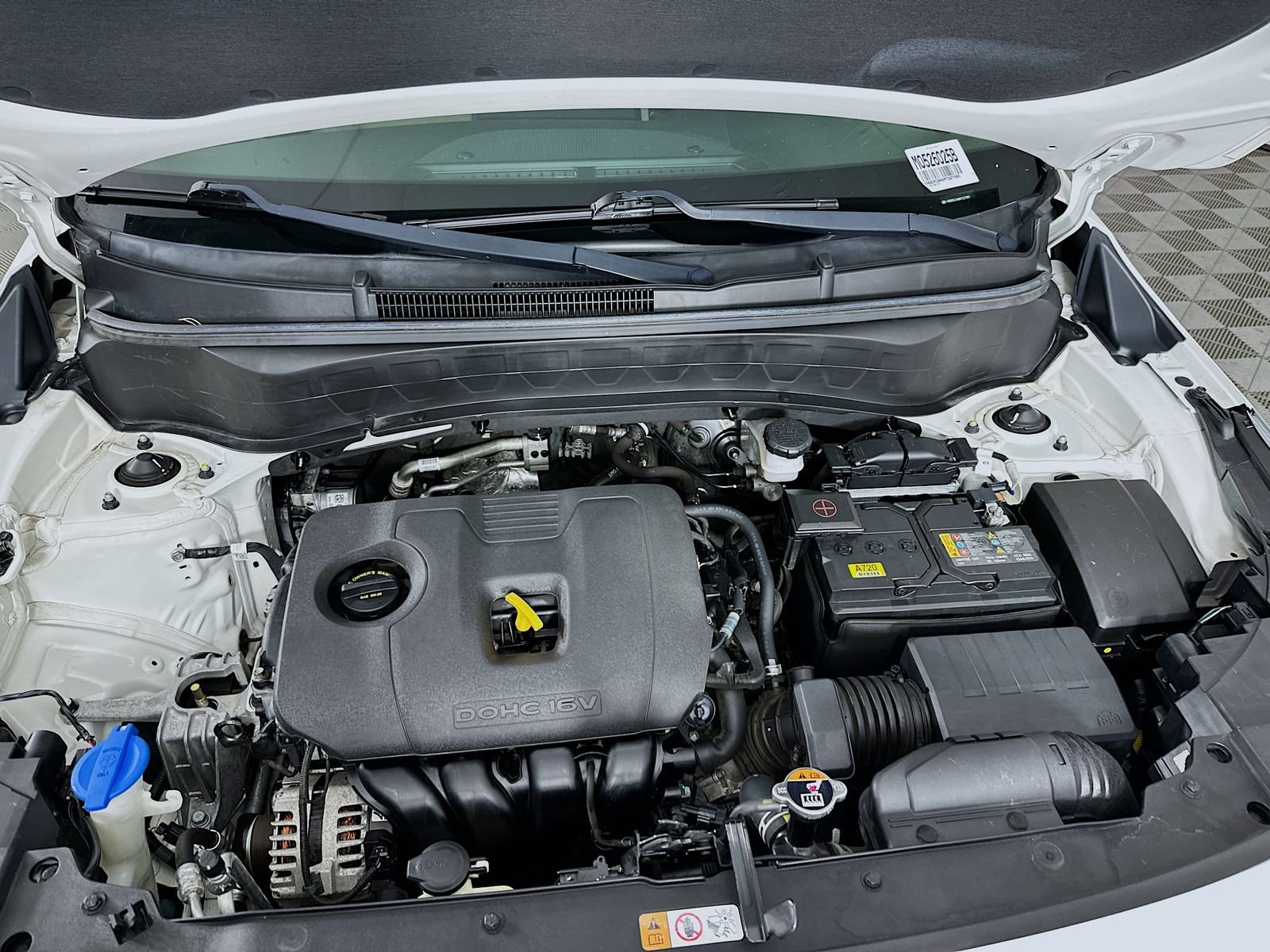 Used 2021 Snow White Pearl Kia EX image 30