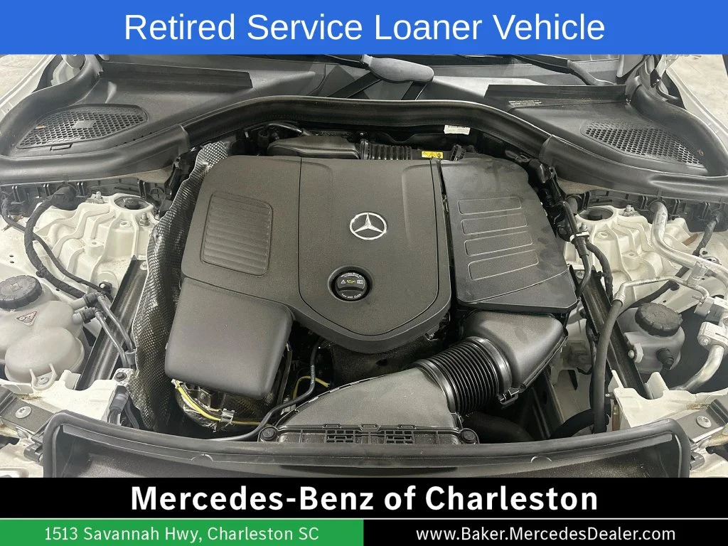 Used 2026 Polar White Mercedes-Benz GLC 300 image 31