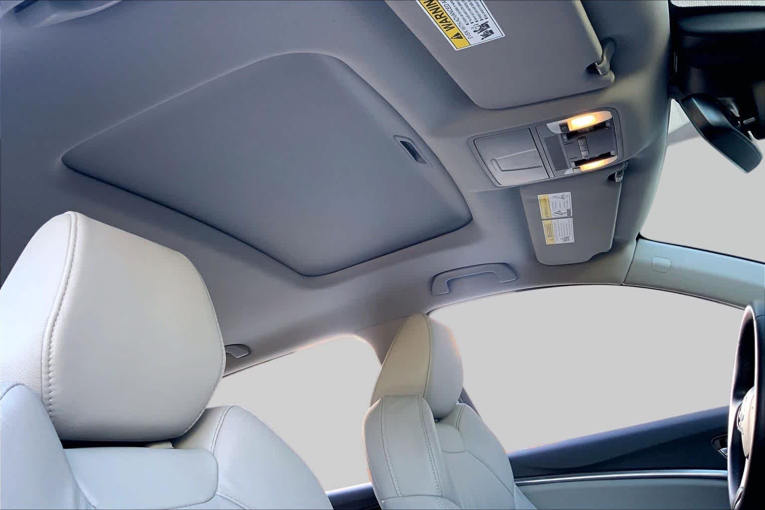 Used 2020 Lunar Silver Metallic Acura  image 14