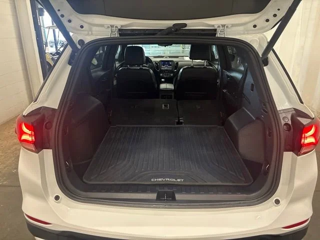 Used 2024 Summit White Chevrolet RS image 37