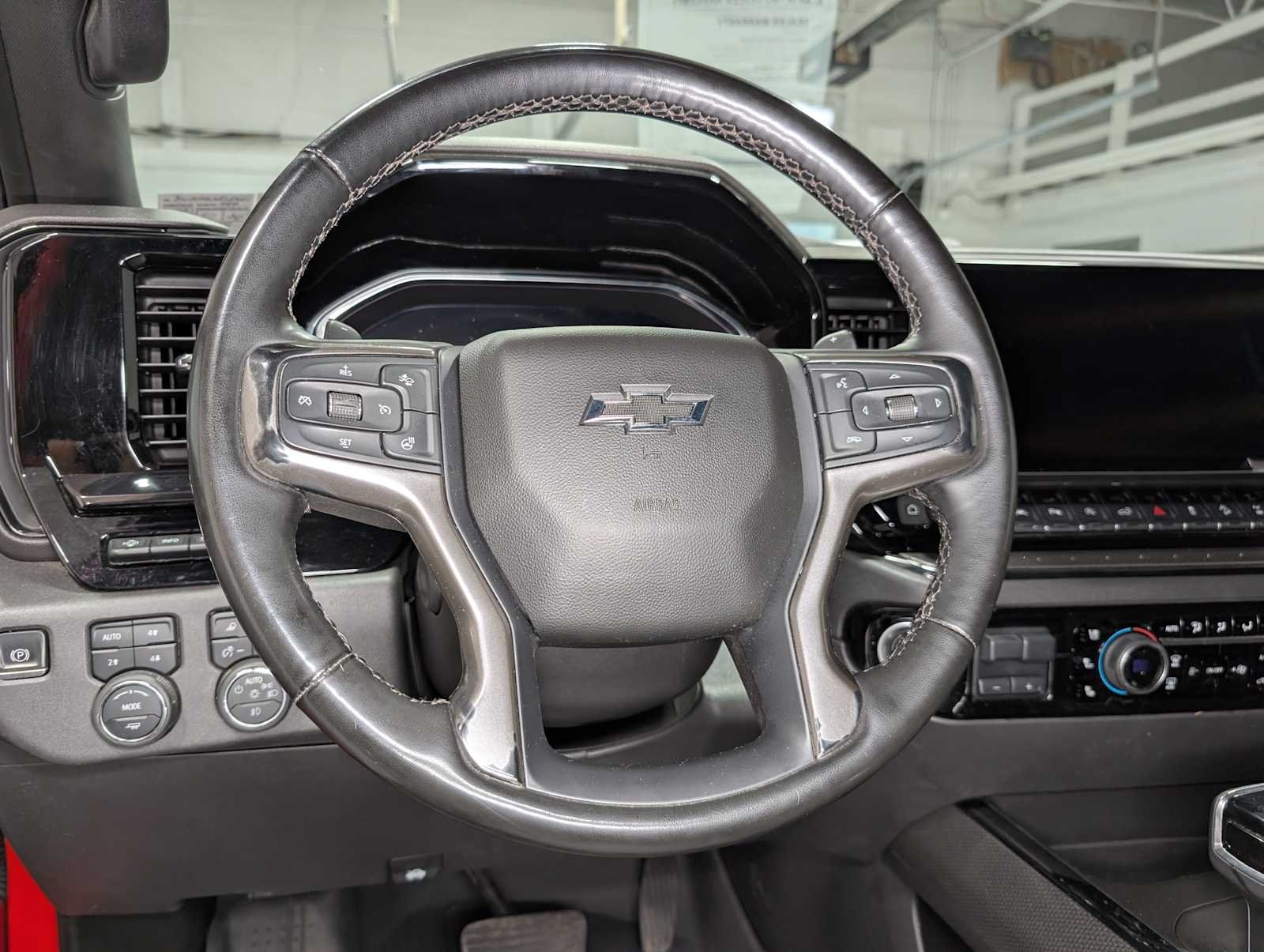 2023 Chevrolet Silverado 1500 ZR2 - Photo 40