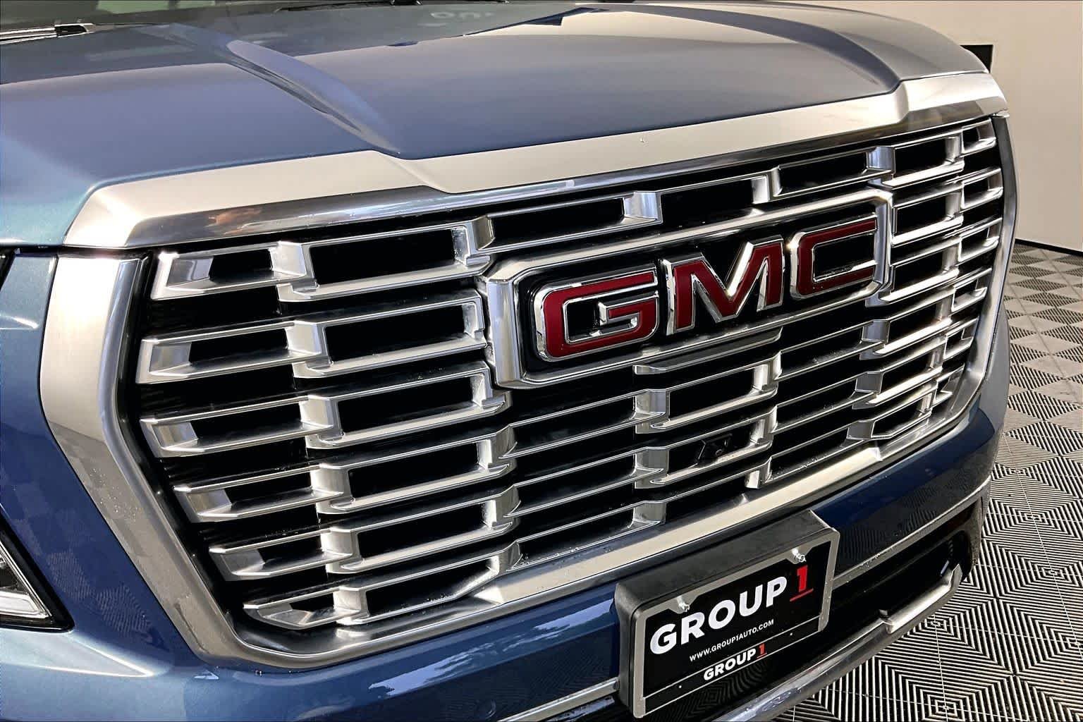 2026 GMC Yukon Denali - Photo 29