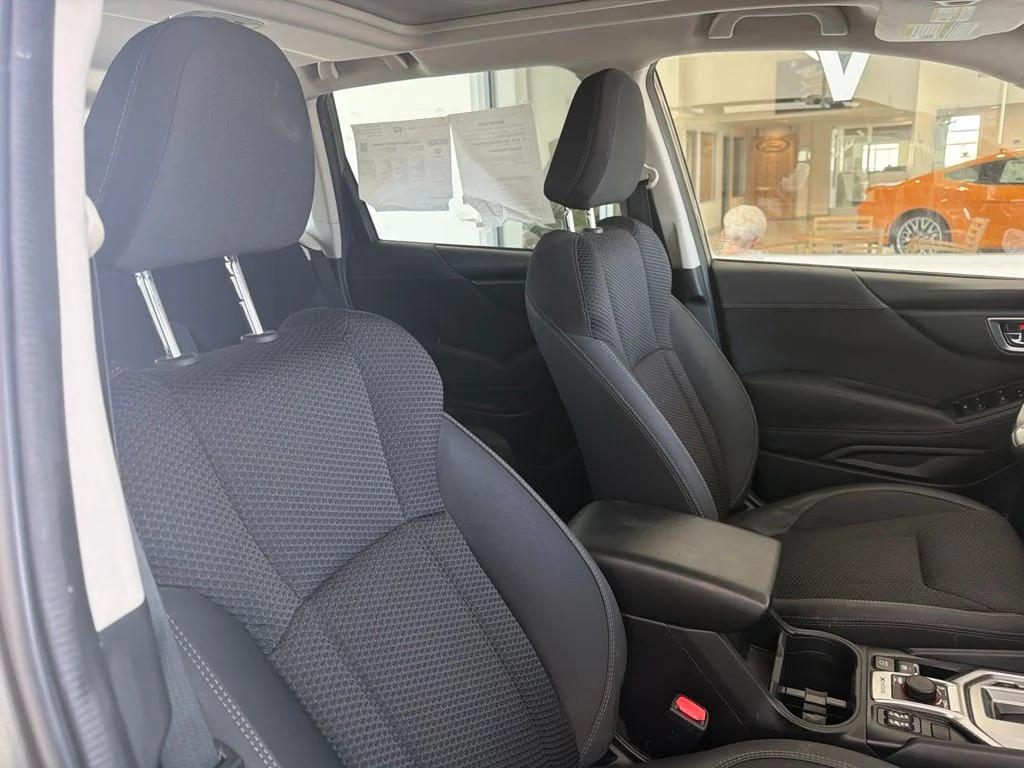 Used 2022 Green Metallic Subaru Premium image 34