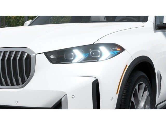 New 2026 Mineral White Metallic BMW xDrive40i image 6