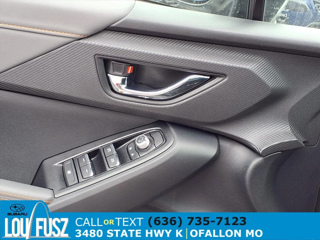 2025 Subaru Crosstrek Limited - Photo 13