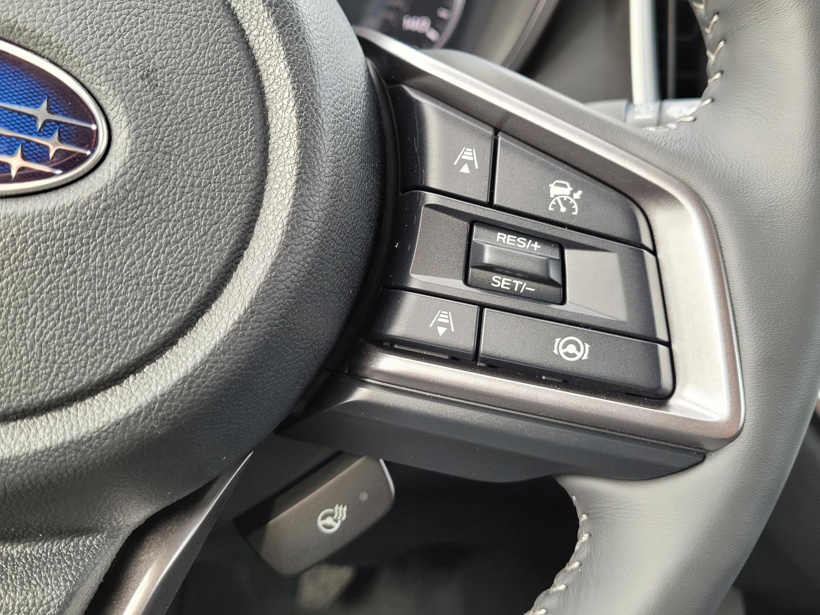 New 2026 ICE SILVER METALLIC Subaru Touring 7-Passenger image 7