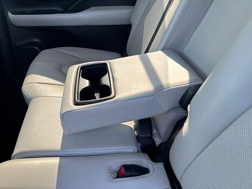 Used 2024 Beige Toyota XLE image 48