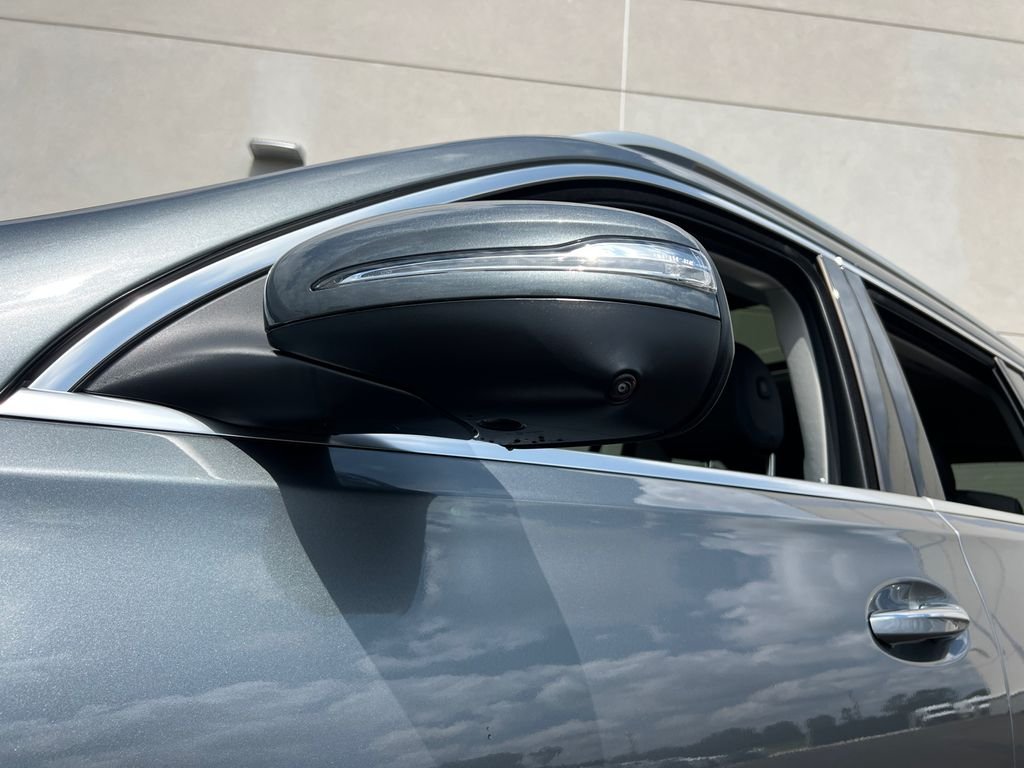 New 2026 Selenite Grey Metallic Mercedes-Benz GLS 450 image 34