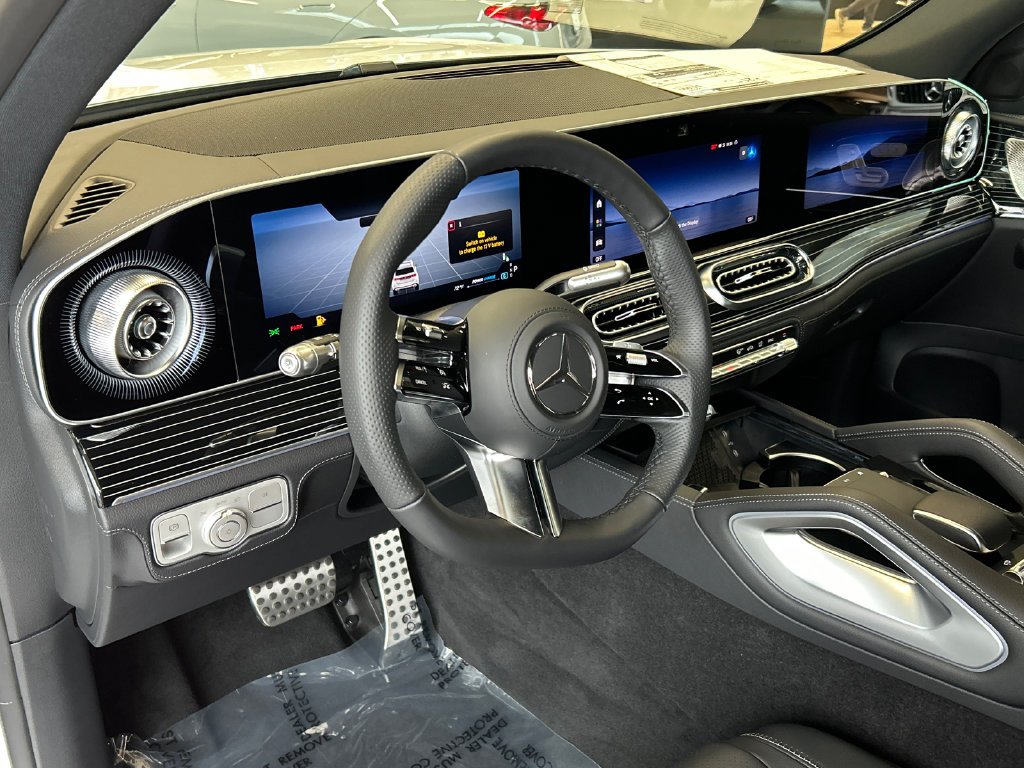 New 2027 Polar White Mercedes-Benz GLS 450 image 10