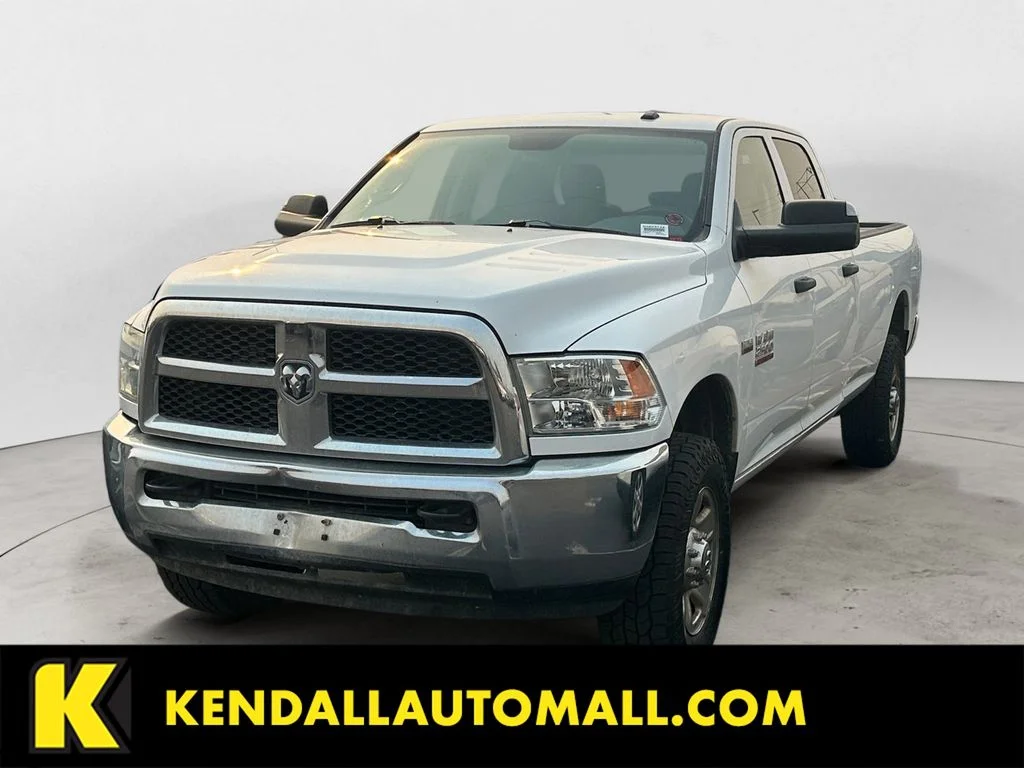 Used 2015 White Ram Tradesman image 1