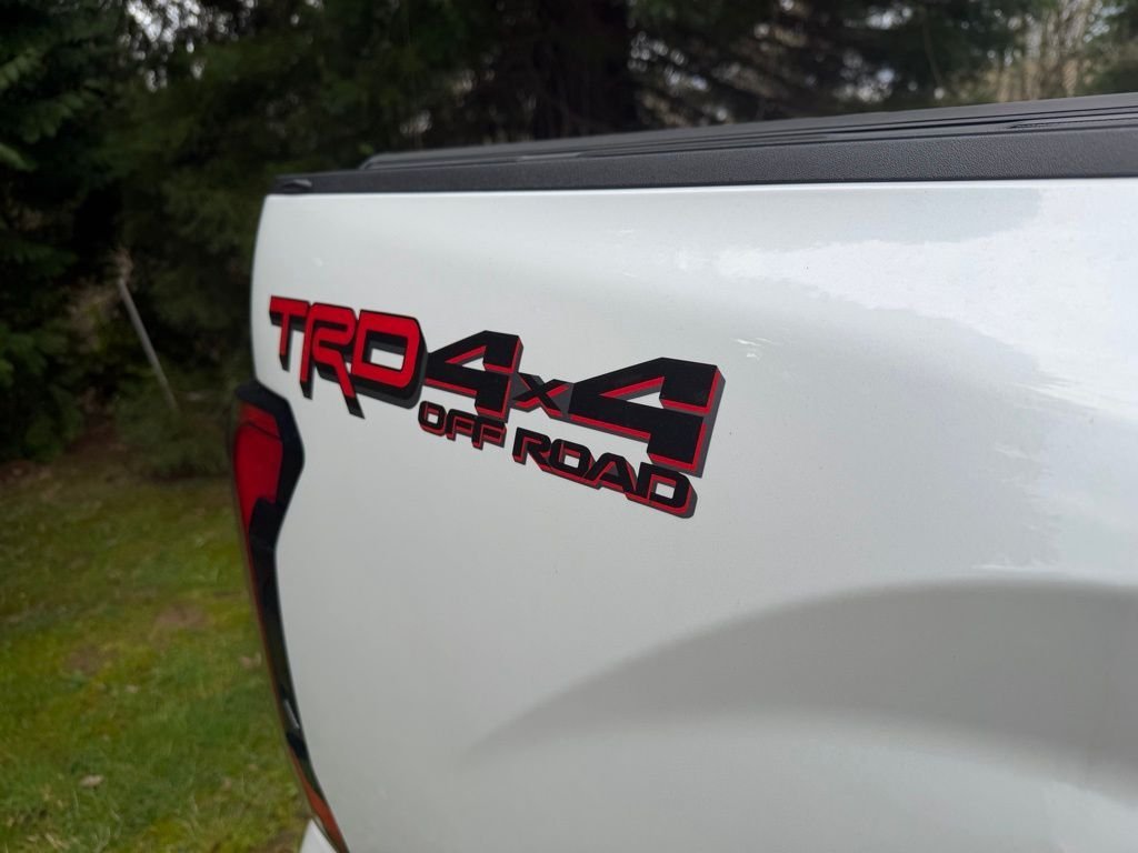 2026 Toyota Tundra Limited - Photo 11