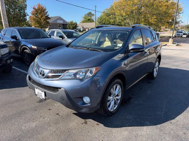 Used 2013 Blue Toyota Limited image 3