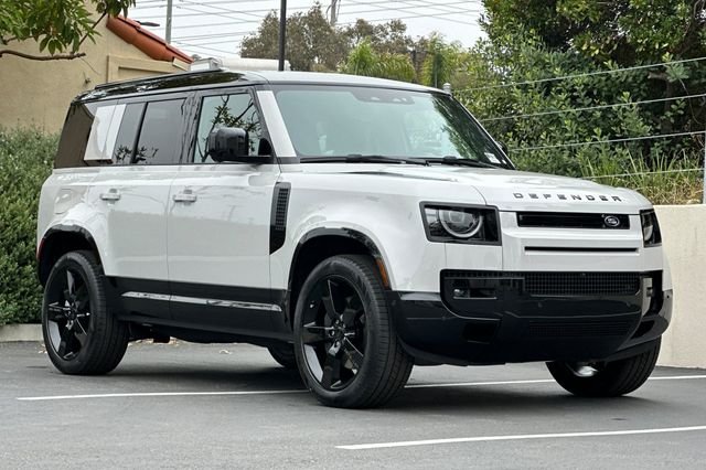 New 2026 Borasco Grey Land Rover X-Dynamic SE image 7