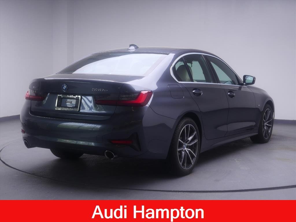 Used 2022 Mineral Grey Metallic BMW 330e xDrive image 6