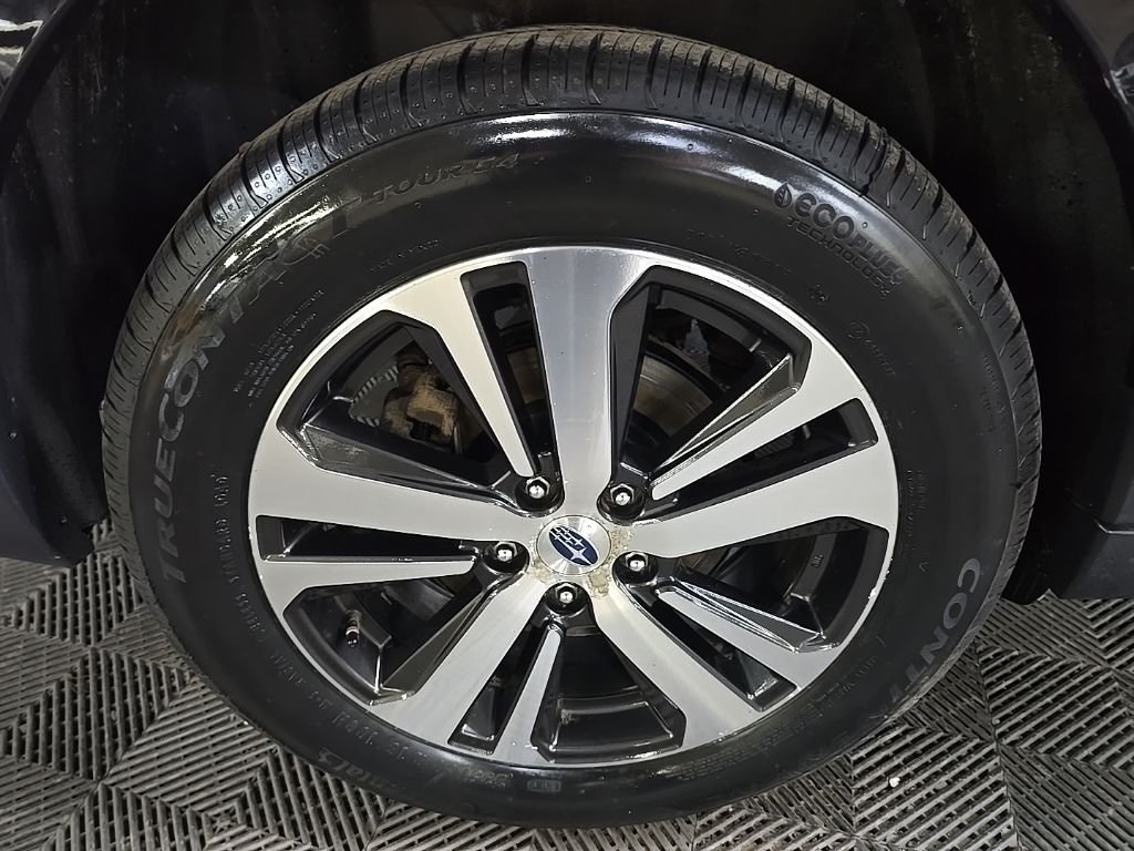 Used 2018 Black Subaru 2.5i image 16
