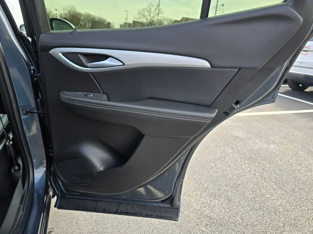 New 2026 Quartz Blue Metallic Buick Avenir image 34