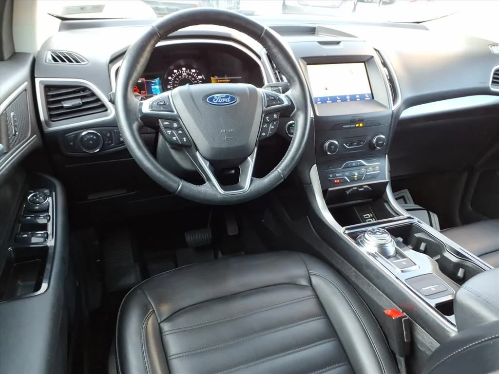 Used 2020 Silver Ford SEL image 5