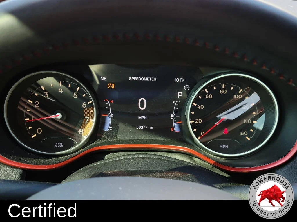 Used 2018 Orange Jeep Trailhawk image 34