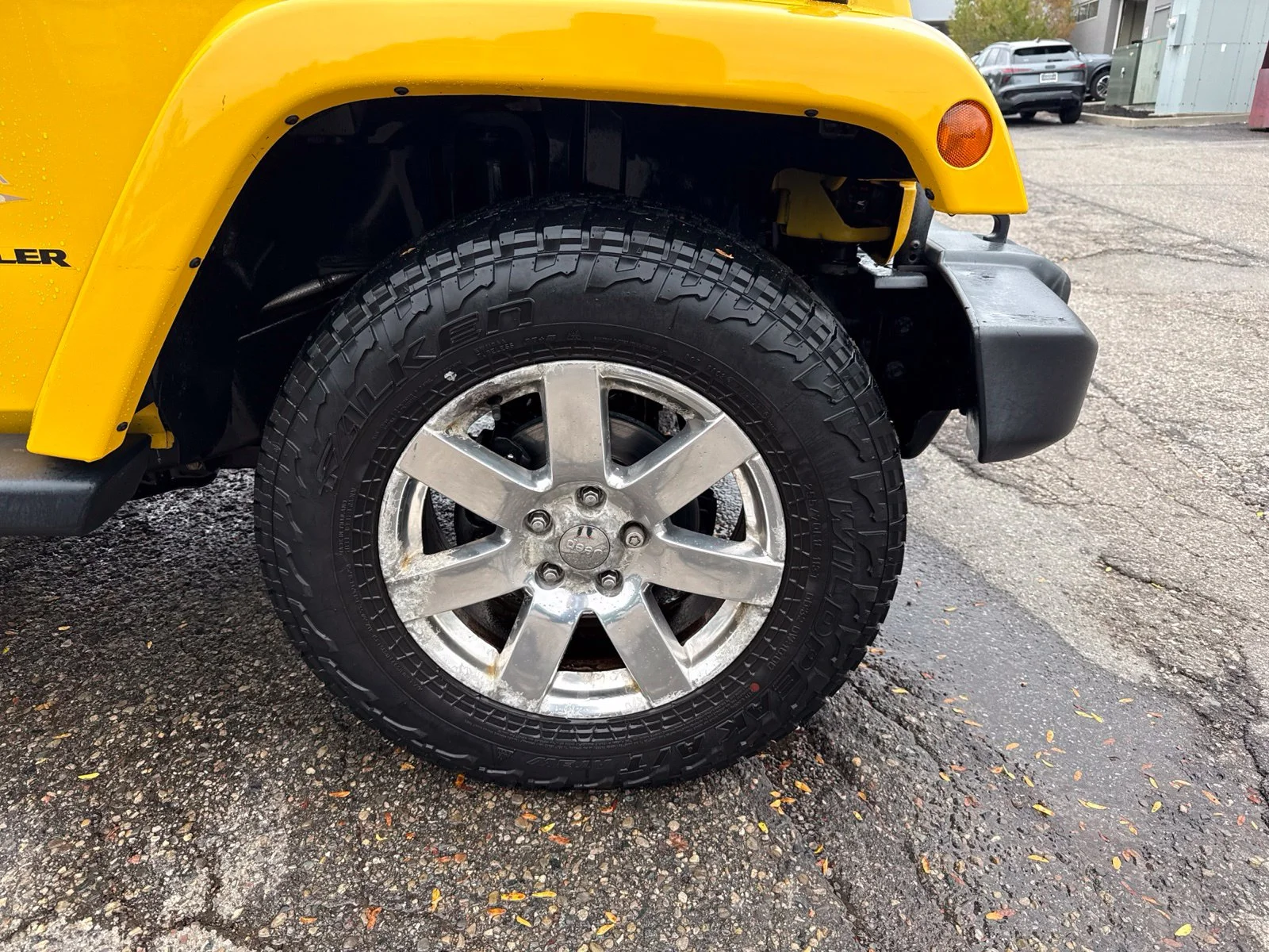 Used 2015 Baja Yellow Clearcoat Jeep Sahara image 10