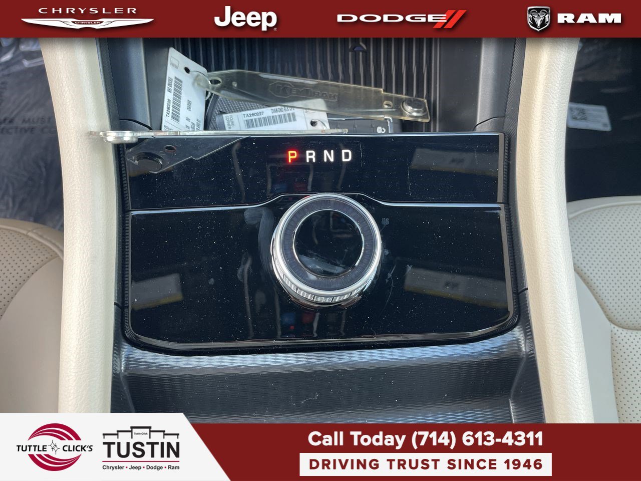 New 2026 Bright White Clear-Coat Exterior Paint Jeep Limited image 19