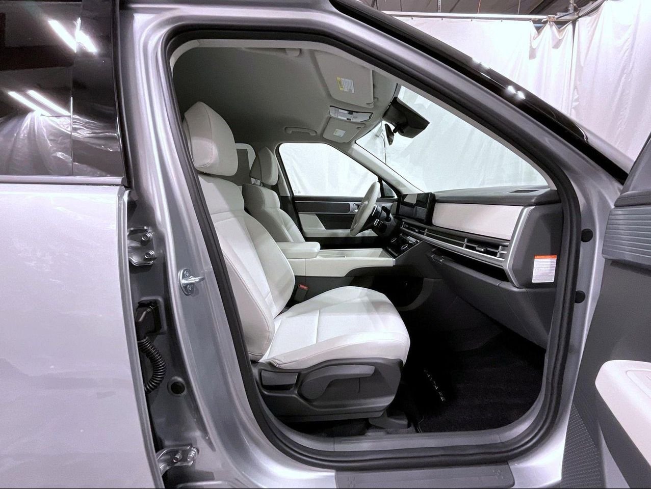 New 2026 Silver Hyundai SE image 16
