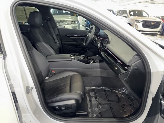Used 2025 Mineral White Metallic BMW 530i image 10
