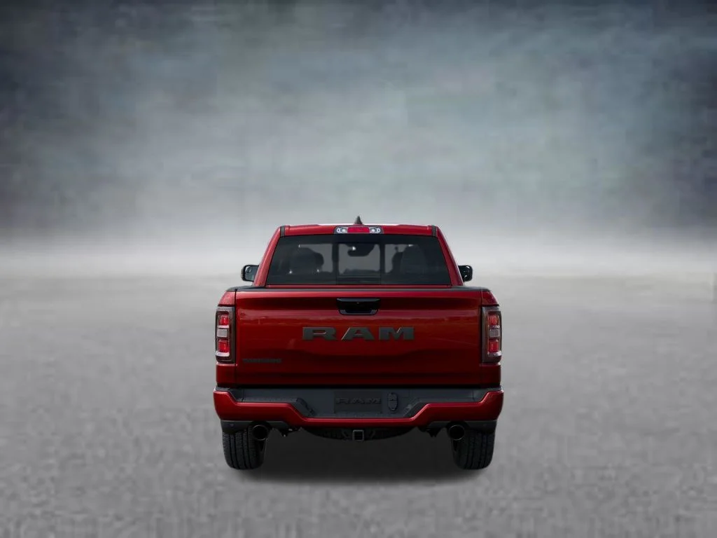 New 2026 Molten Red Pearl-Coat Exterior Paint RAM Big Horn/Lone Star image 7