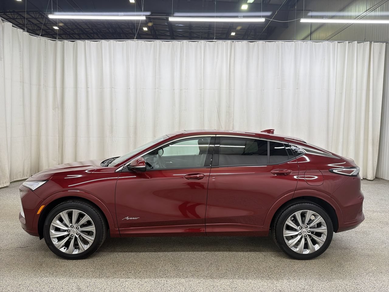 Used 2025 Cinnabar Metallic Buick Avenir image 6