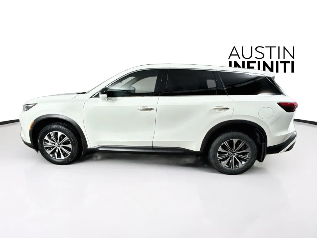 Certified Used 2023 White INFINITI PURE image 6