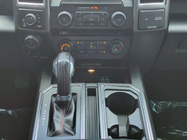 Used 2016 Black Ford XLT image 19