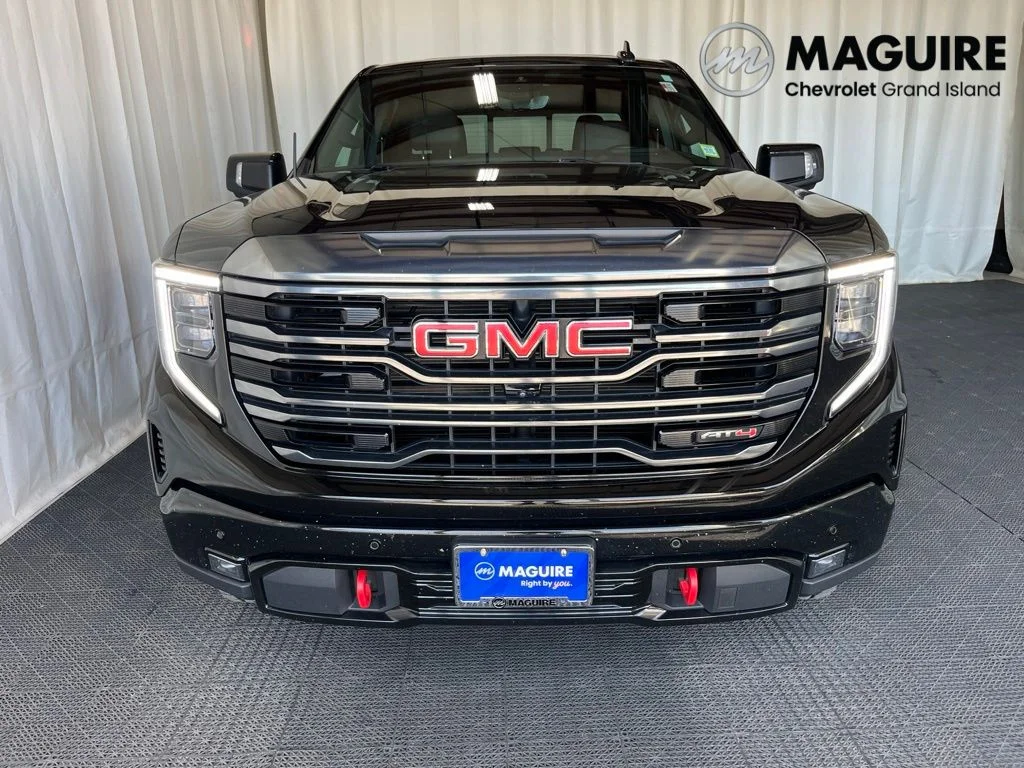 Used 2024 Black GMC AT4 image 30