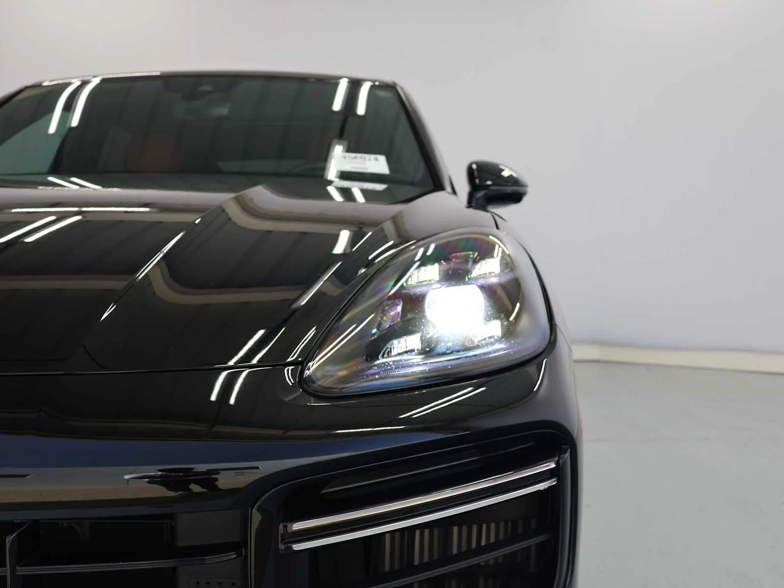 Used 2021 BLACK Porsche Turbo image 5
