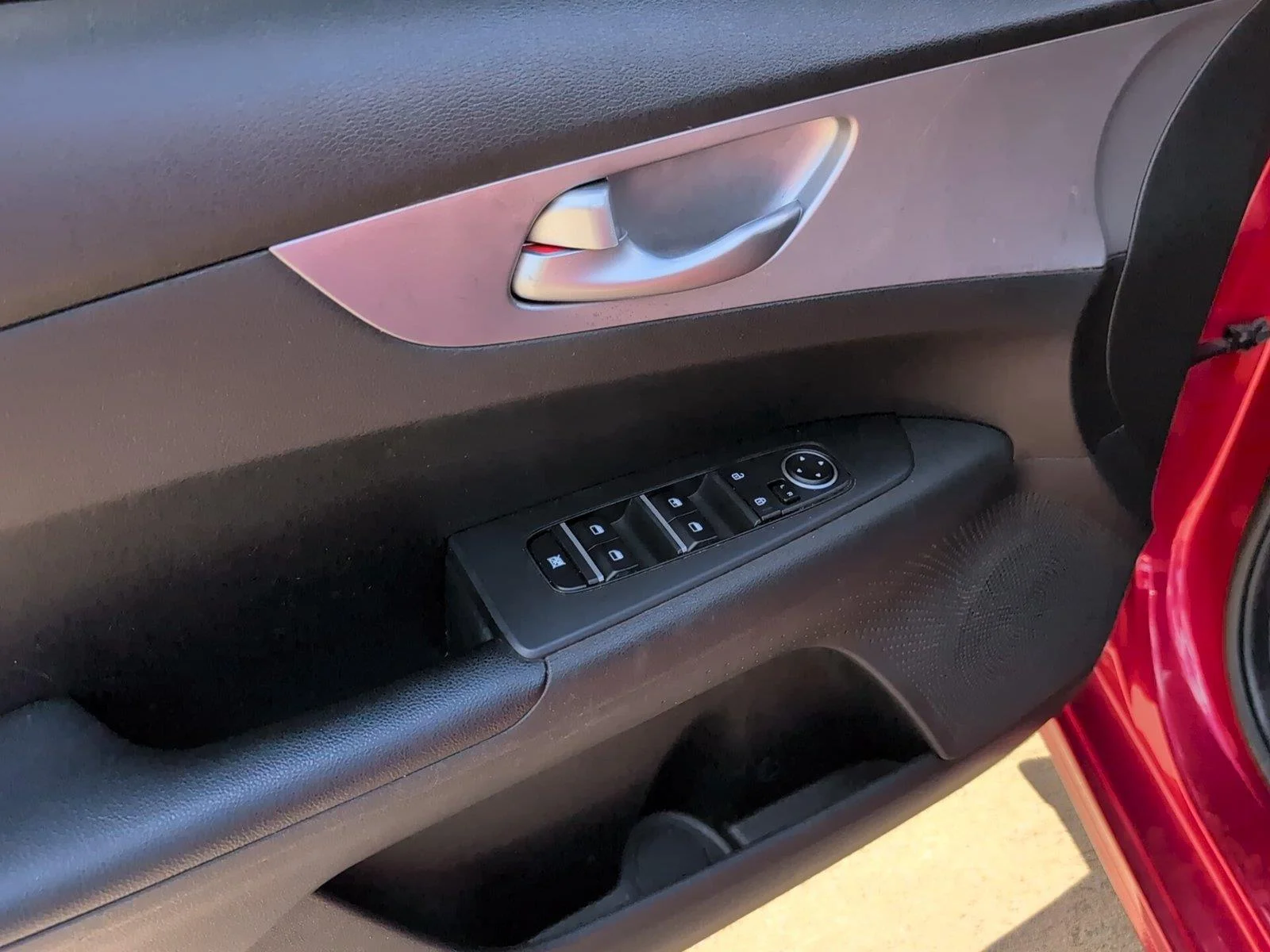 Used 2023 Currant Red Kia LXS image 13