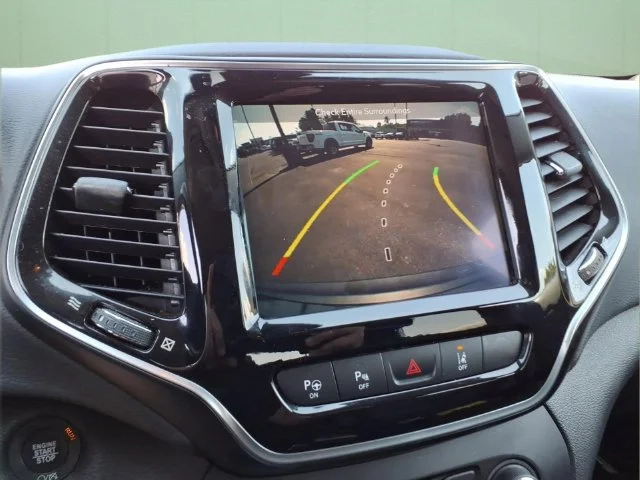 Used 2019 Gray Jeep Limited image 30