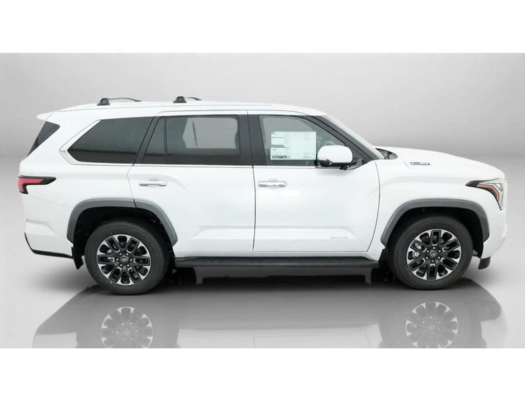 New 2026 Wind Chill Pearl Toyota Limited image 11