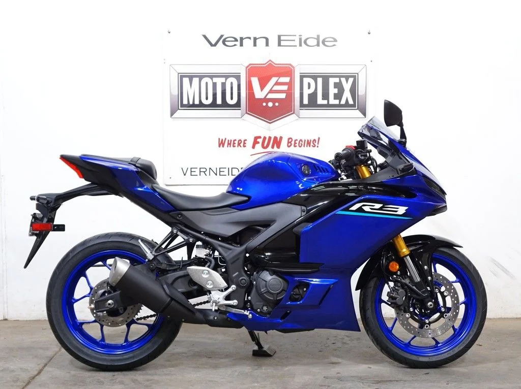 New 2026 TEAM YAMAHA BLUE Yamaha R3 image 1