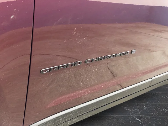 New 2026 Velvet Red Pearl-Coat Exterior Paint Jeep Limited image 39