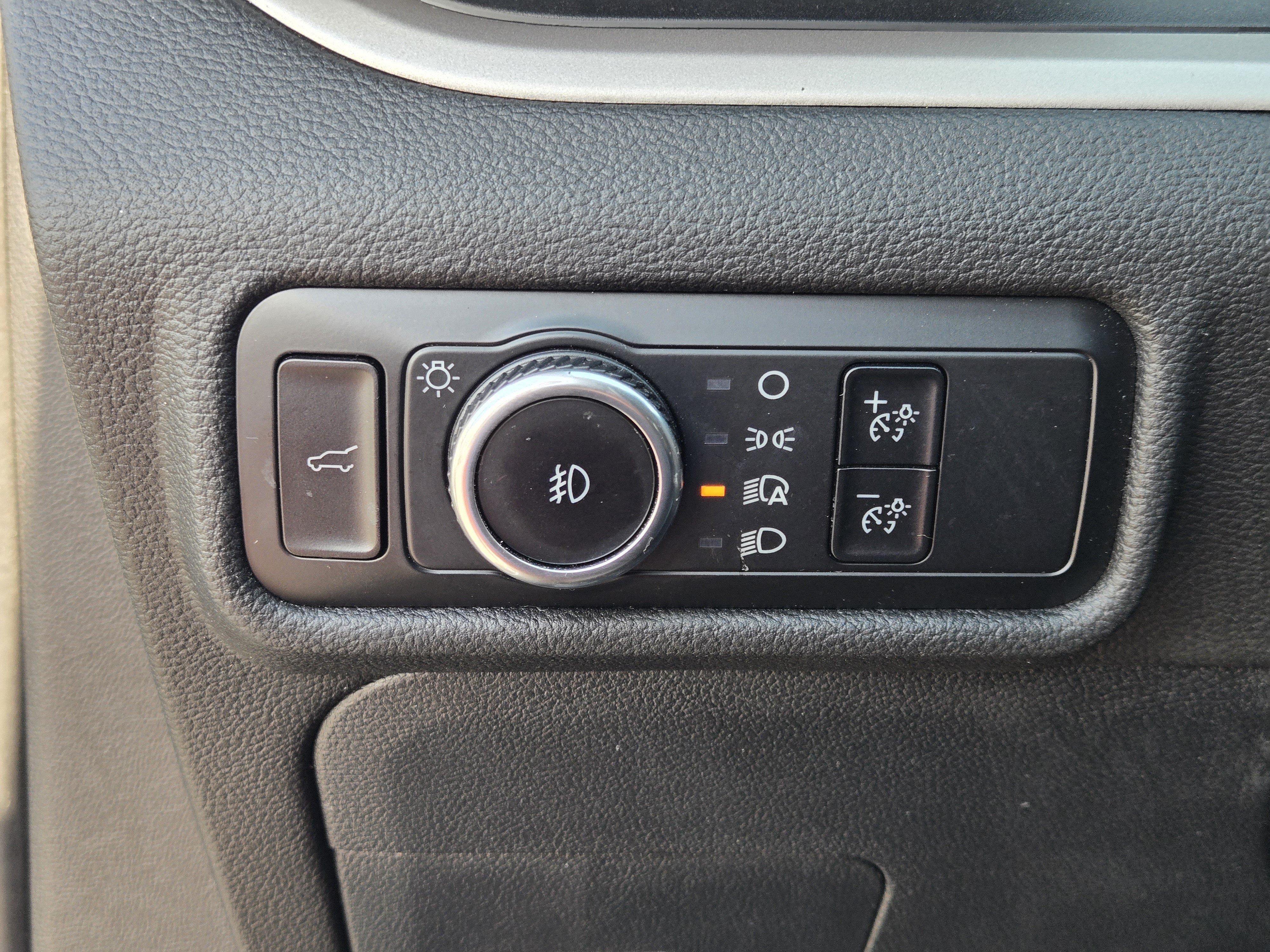 Certified Used 2023 Silver Metallic Ford XLT image 24